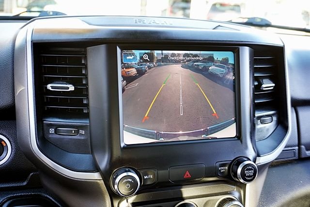 Used 2022 White Ram Big Horn/Lone Star image 28