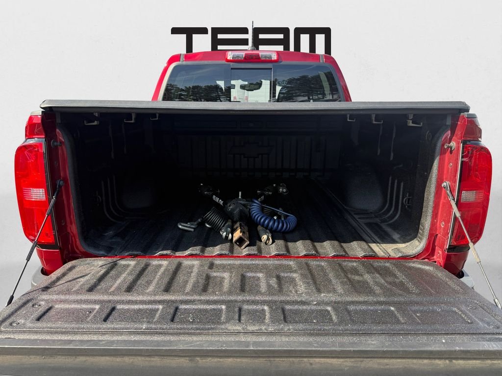 Used 2021 Red Chevrolet Z71 image 28