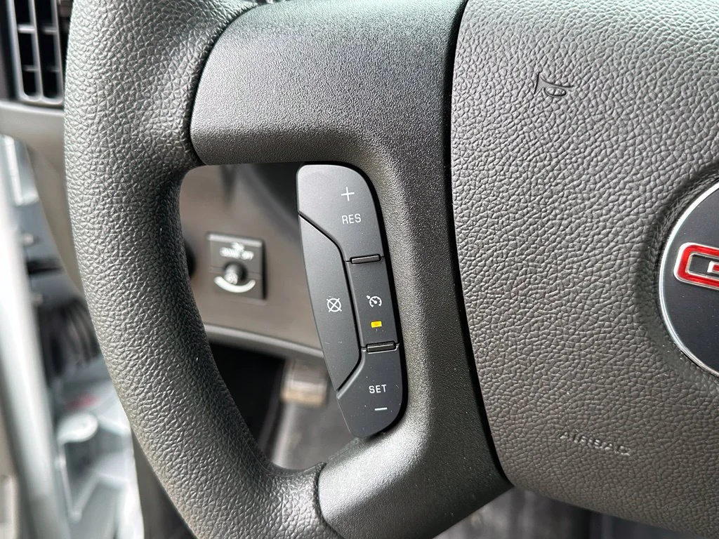 2026 GMC Savana Cargo Work Van - Photo 23