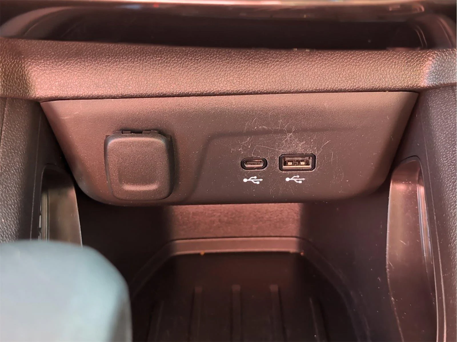 Used 2025 Sterling Gray Metallic Chevrolet LT image 20