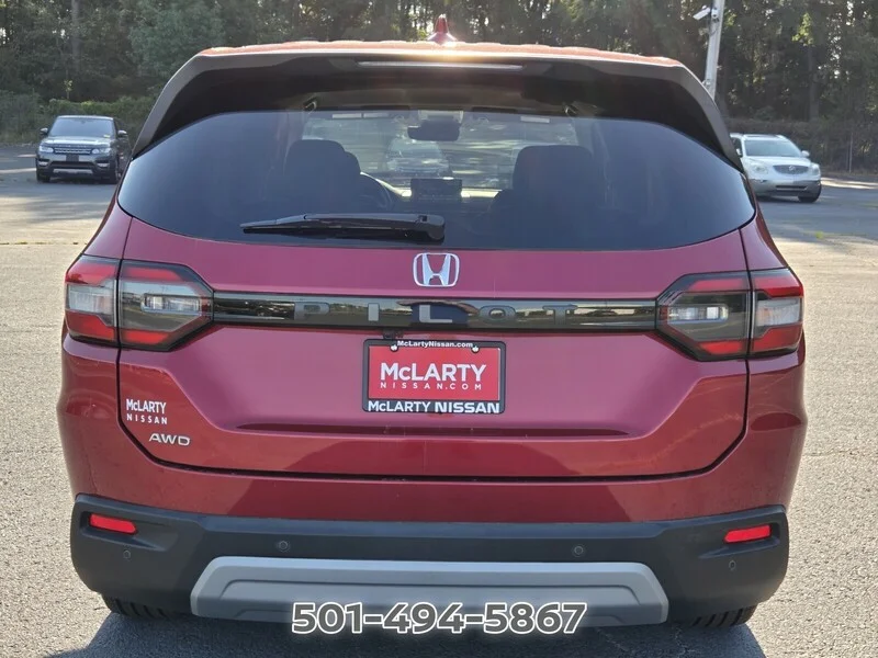 Used 2024 Radiant Red Metallic II Honda EX-L 7 PASSENGER image 4