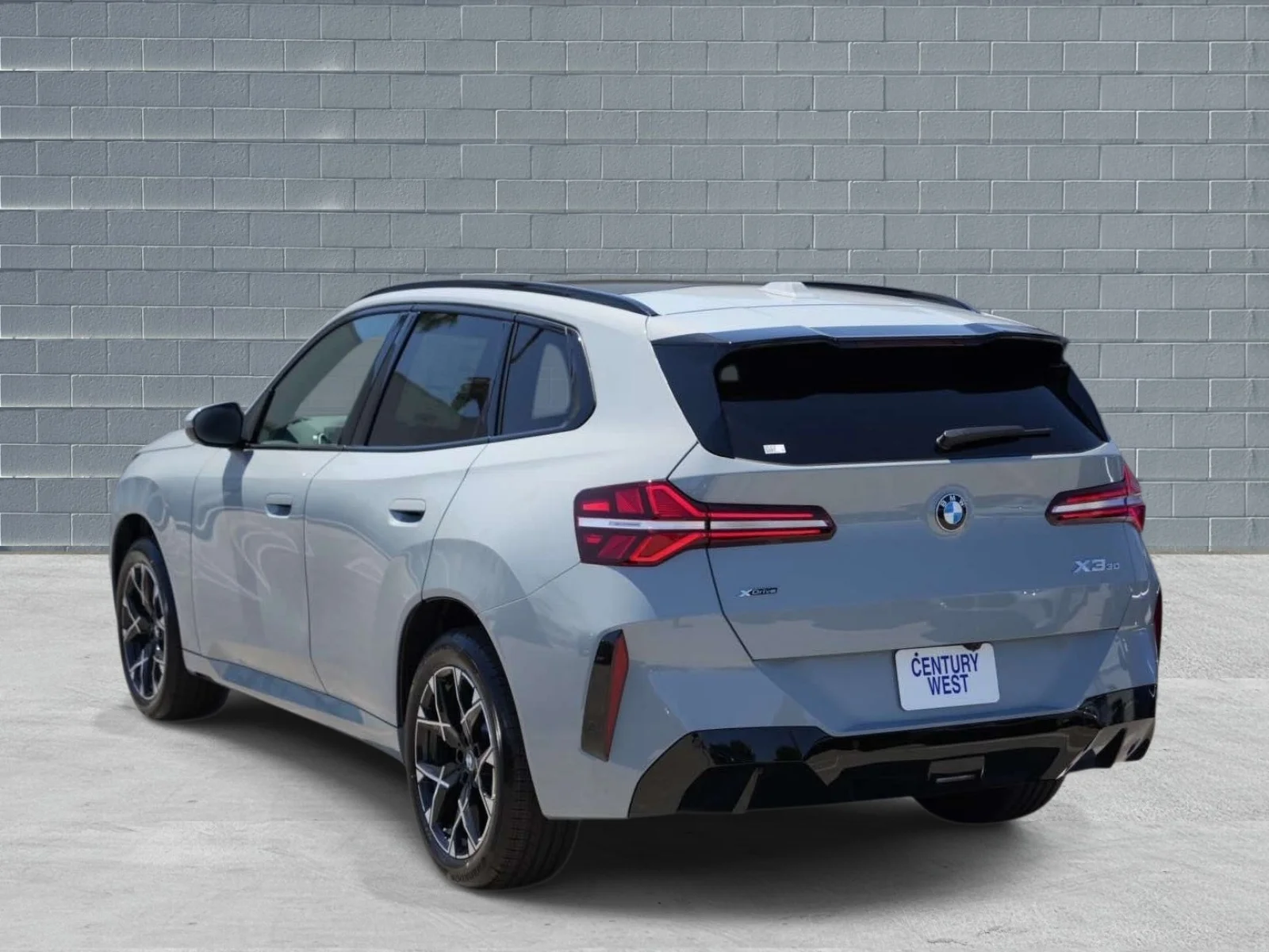 New 2026 Brooklyn Grey Metallic BMW 30 xDrive image 3