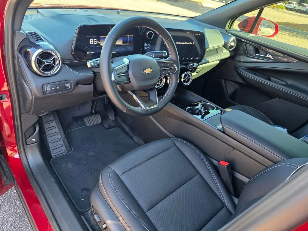 2025 Chevrolet Blazer EV LT - Photo 9