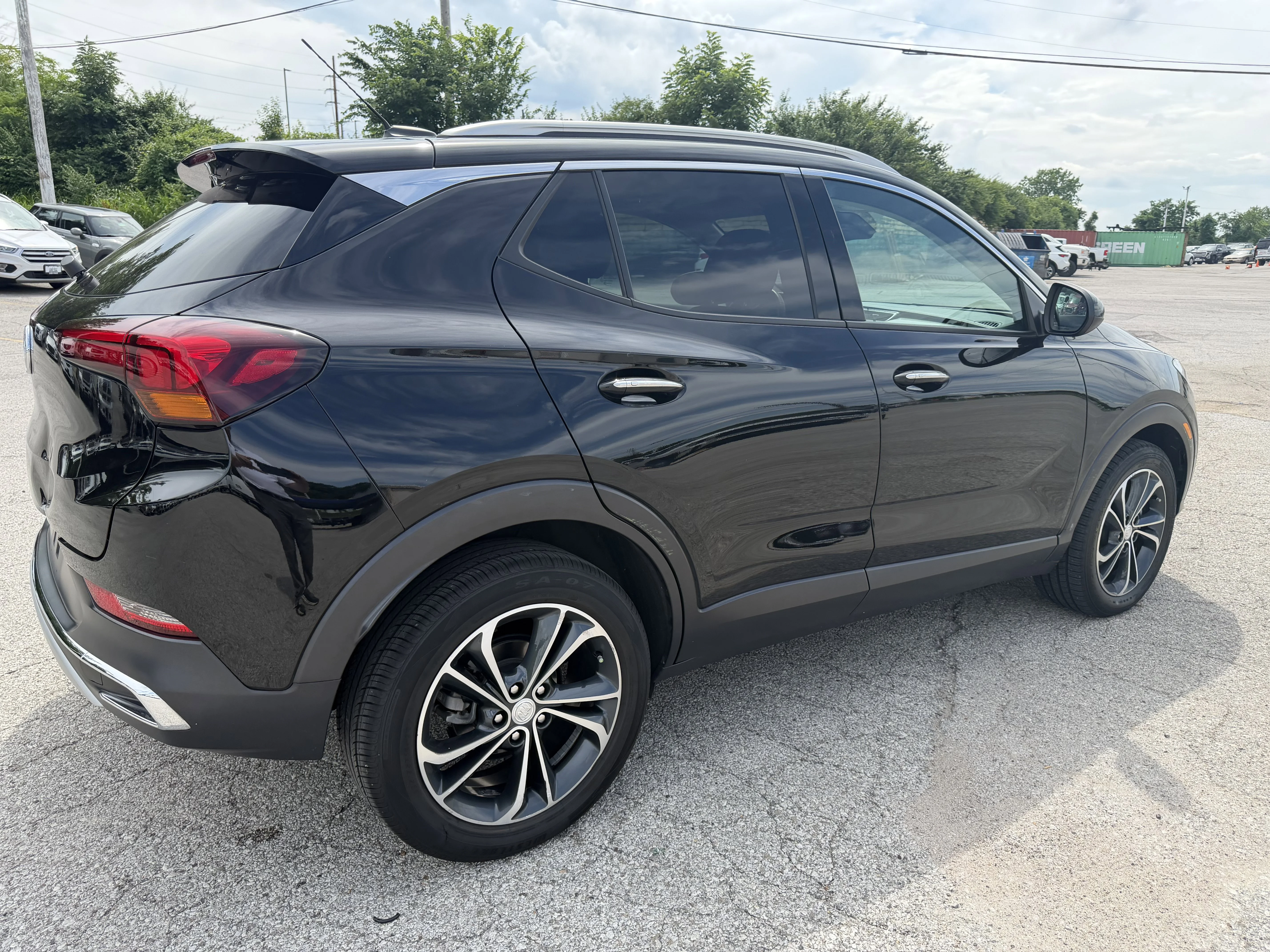 Used 2020 EBONY TWILIGHT METALLIC Buick Essence image 7
