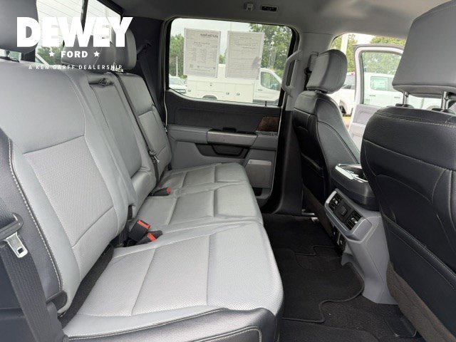 Used 2023 Oxford White Ford LARIAT image 37