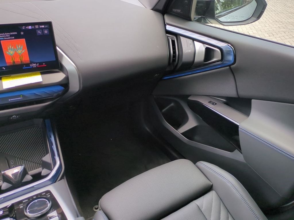 New 2026 Brooklyn Grey Metallic BMW M50 xDrive image 17