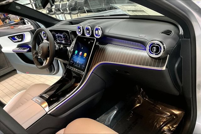 New 2026 Cirrus Silver Metallic Mercedes-Benz GLC 300 image 49