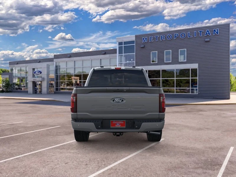 New 2026 Gray Ford XLT image 5