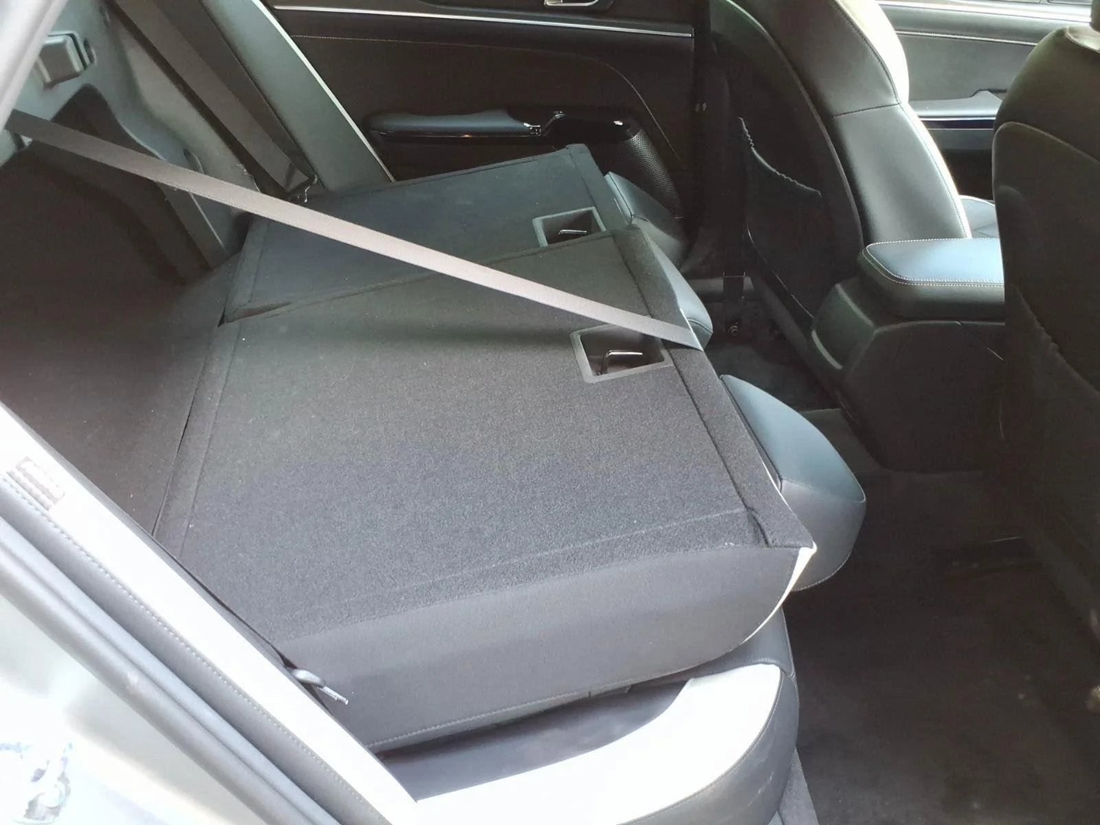 Used 2025 Steel Matte Gray Kia GT-Line image 28