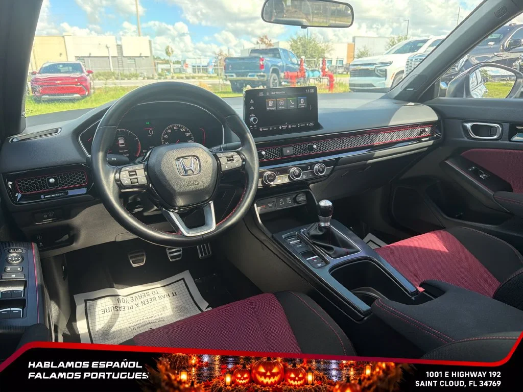 Used 2024 Gray Honda Sedan image 27