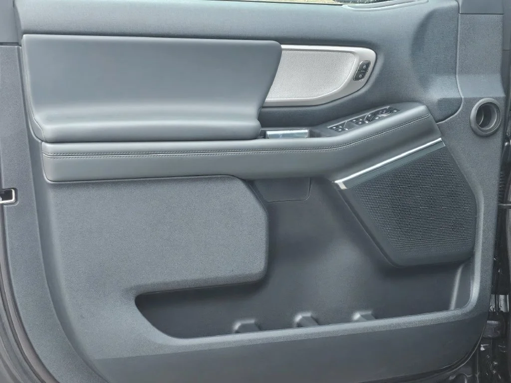 New 2026 Dark Matter Gray Metallic Ford MAX Active image 40