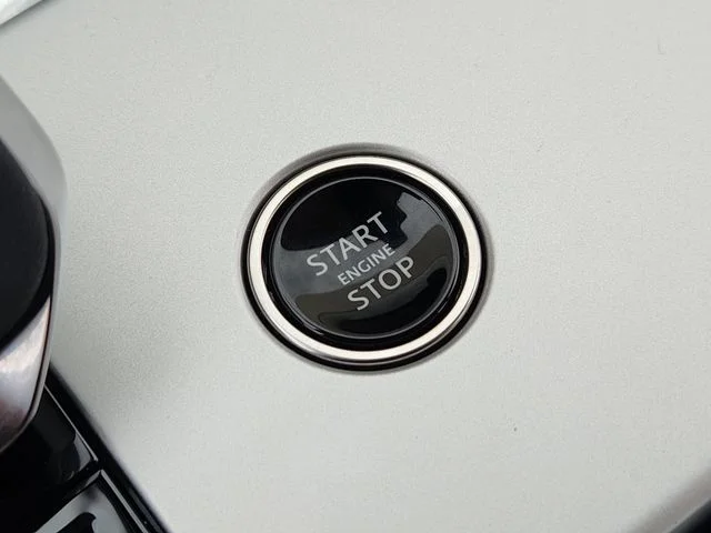 Certified Used 2024 Black Land Rover SE image 20