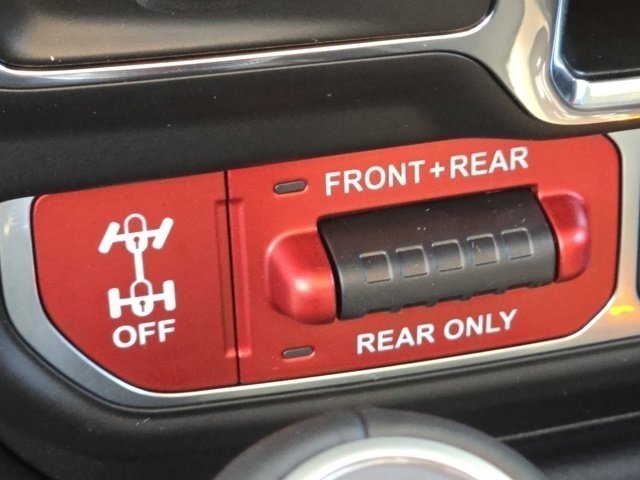 Used 2025 Bright White Clearcoat Jeep Rubicon image 16