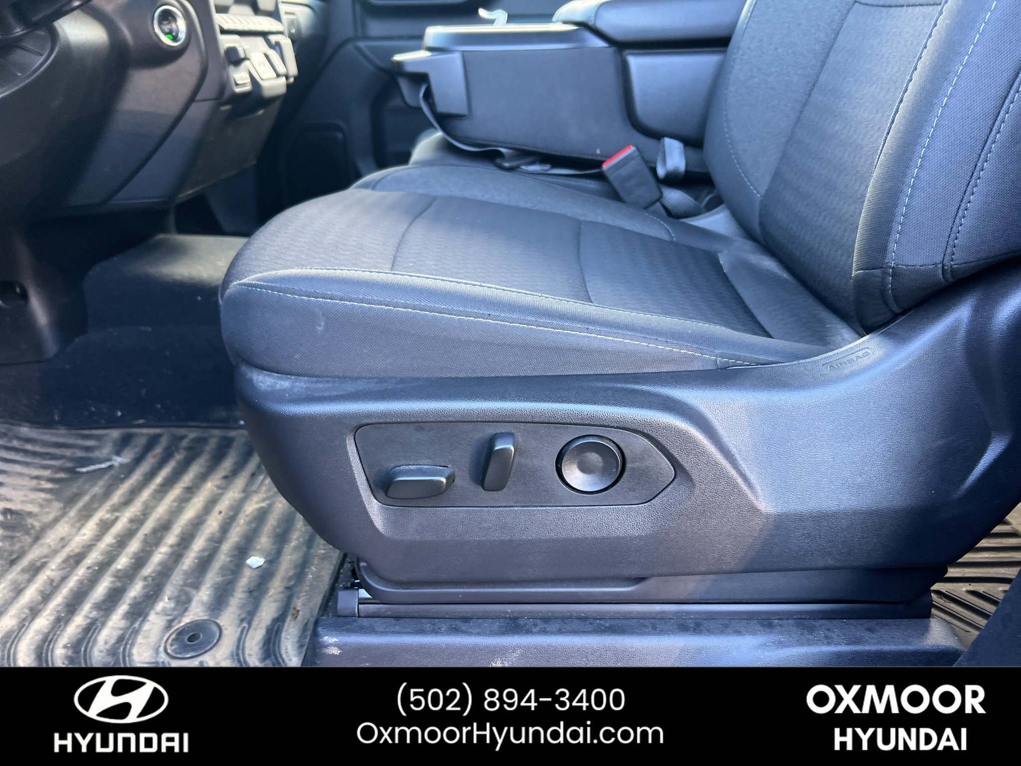 Used 2025 Black Chevrolet Custom image 8