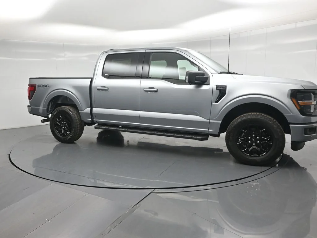 New 2026 Iconic Silver Metallic Ford XLT image 22