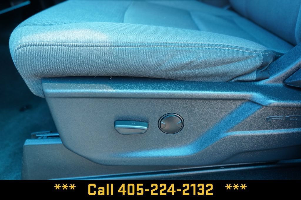 Used 2025 White Ford XLT image 18