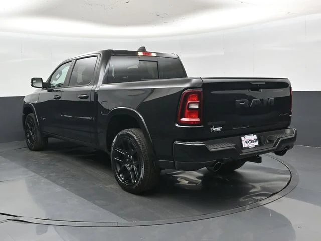 New 2026 Diamond Black Crystal Pearl-Coat Exterior Paint RAM Laramie image 24