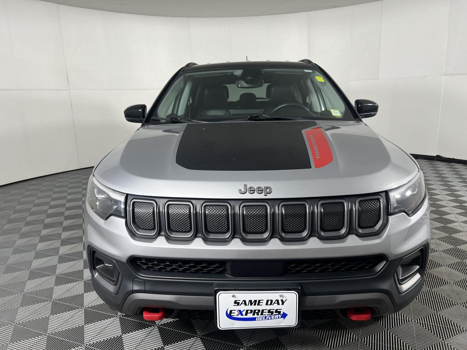 Used 2022 Billet Silver Metallic Clearco Jeep Trailhawk image 19