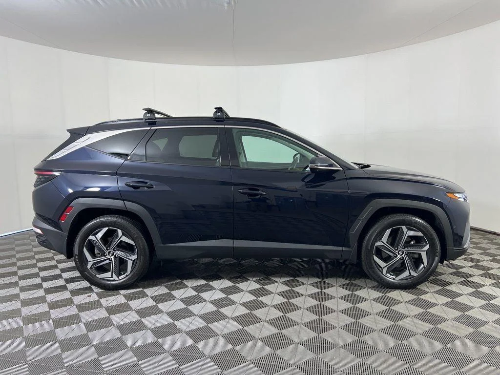 Used 2022 Deep Sea Hyundai Limited image 28