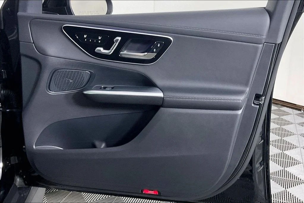 2026 Mercedes-Benz GLC Base - Photo 16