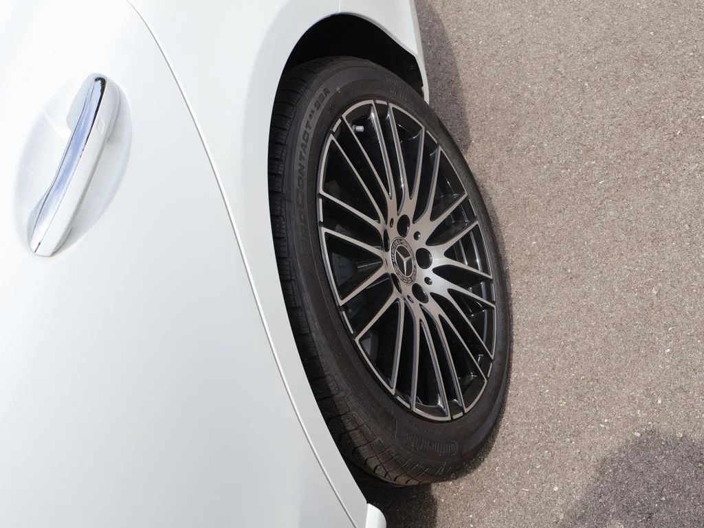 New 2026 Polar White Mercedes-Benz C 300 image 37