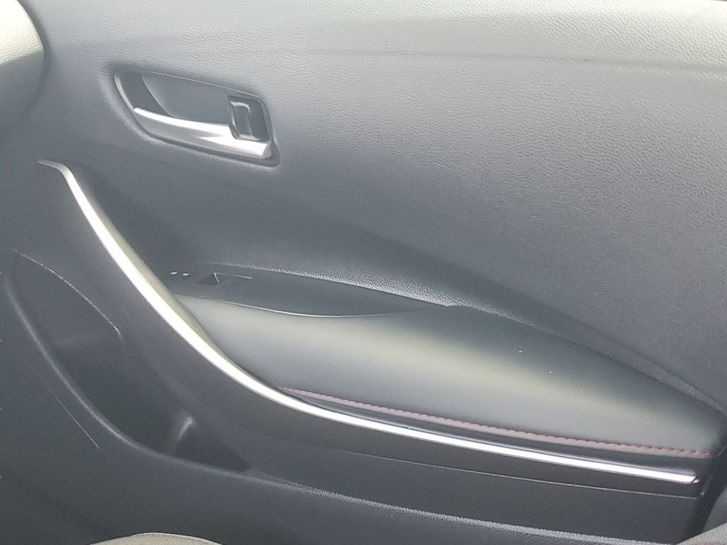 2025 Toyota Corolla SE - Photo 13