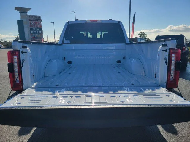 Used 2026 Oxford White Ford XL image 12