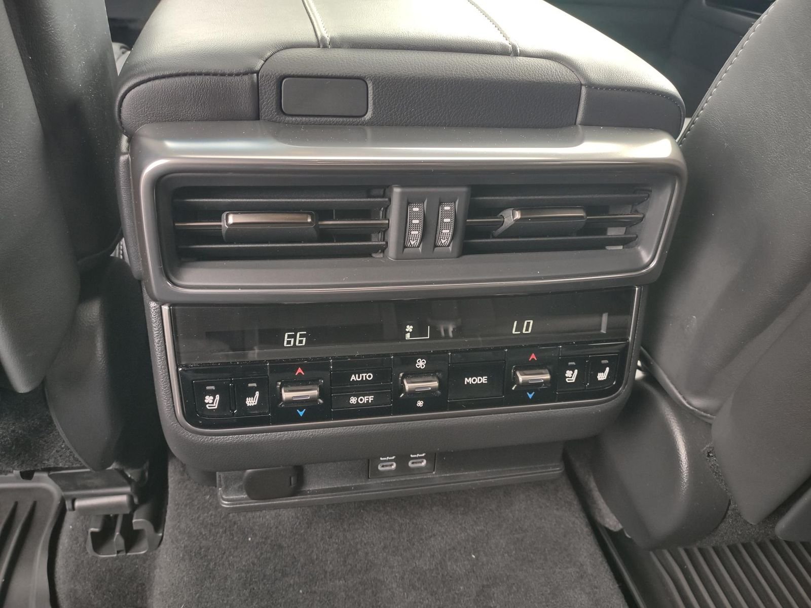Used 2023 Black Lexus 600 Premium image 22