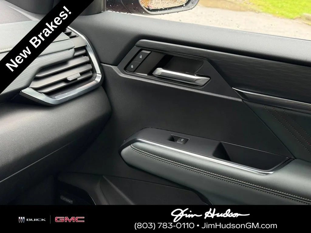 Used 2024 Volcanic Red Tintcoat GMC AT4 image 37