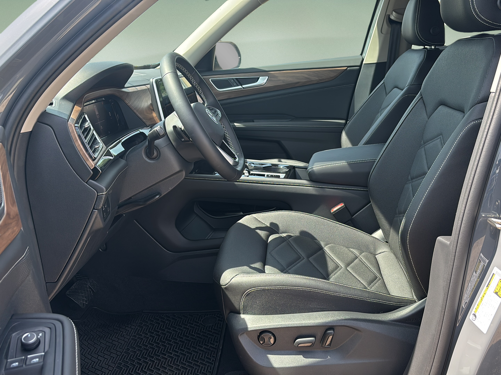 New 2026 Gray Volkswagen 2.0T SE w/Technology image 21