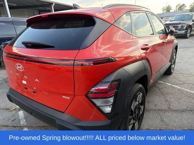 Used 2024 Orange Hyundai SEL image 7
