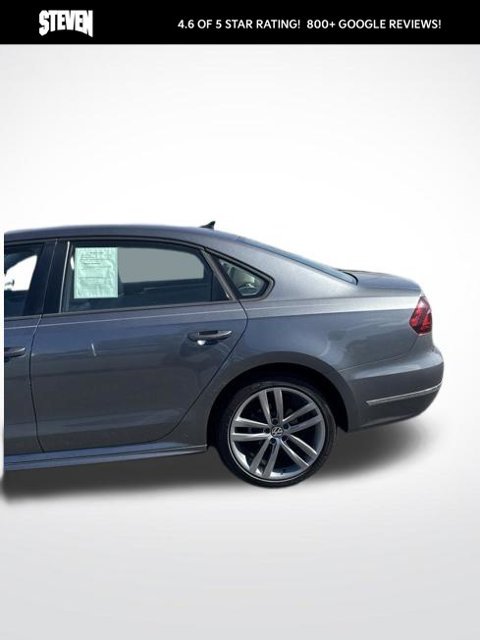 Used 2018 Gray Volkswagen 2.0T R-Line image 5