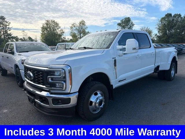 2023 Ford F-350SD Lariat