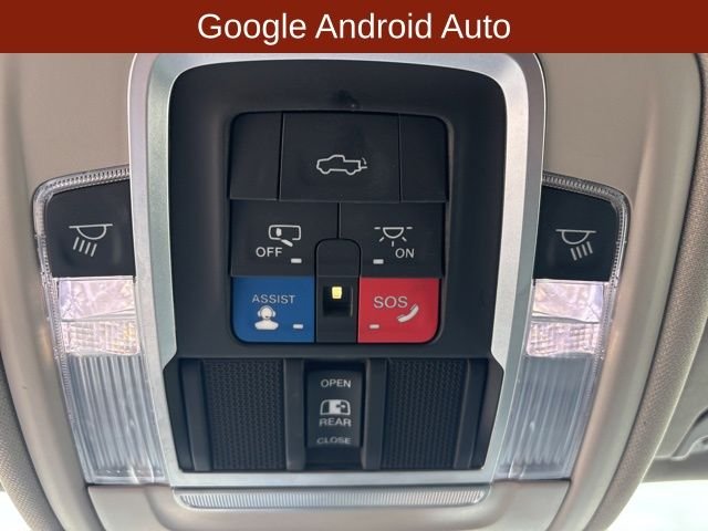 Used 2022 White Ram Laramie image 39