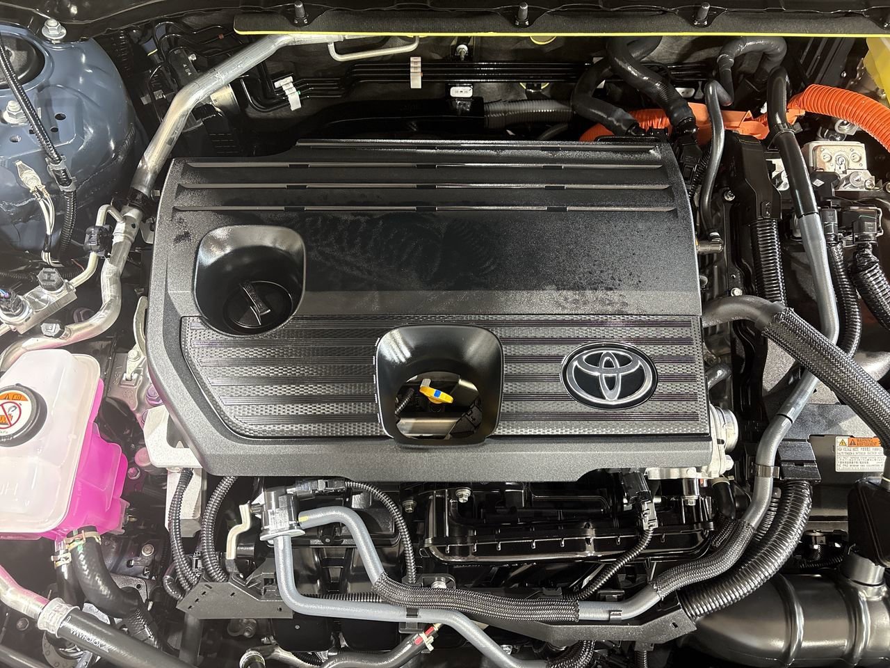2026 Toyota Crown XLE - Photo 26