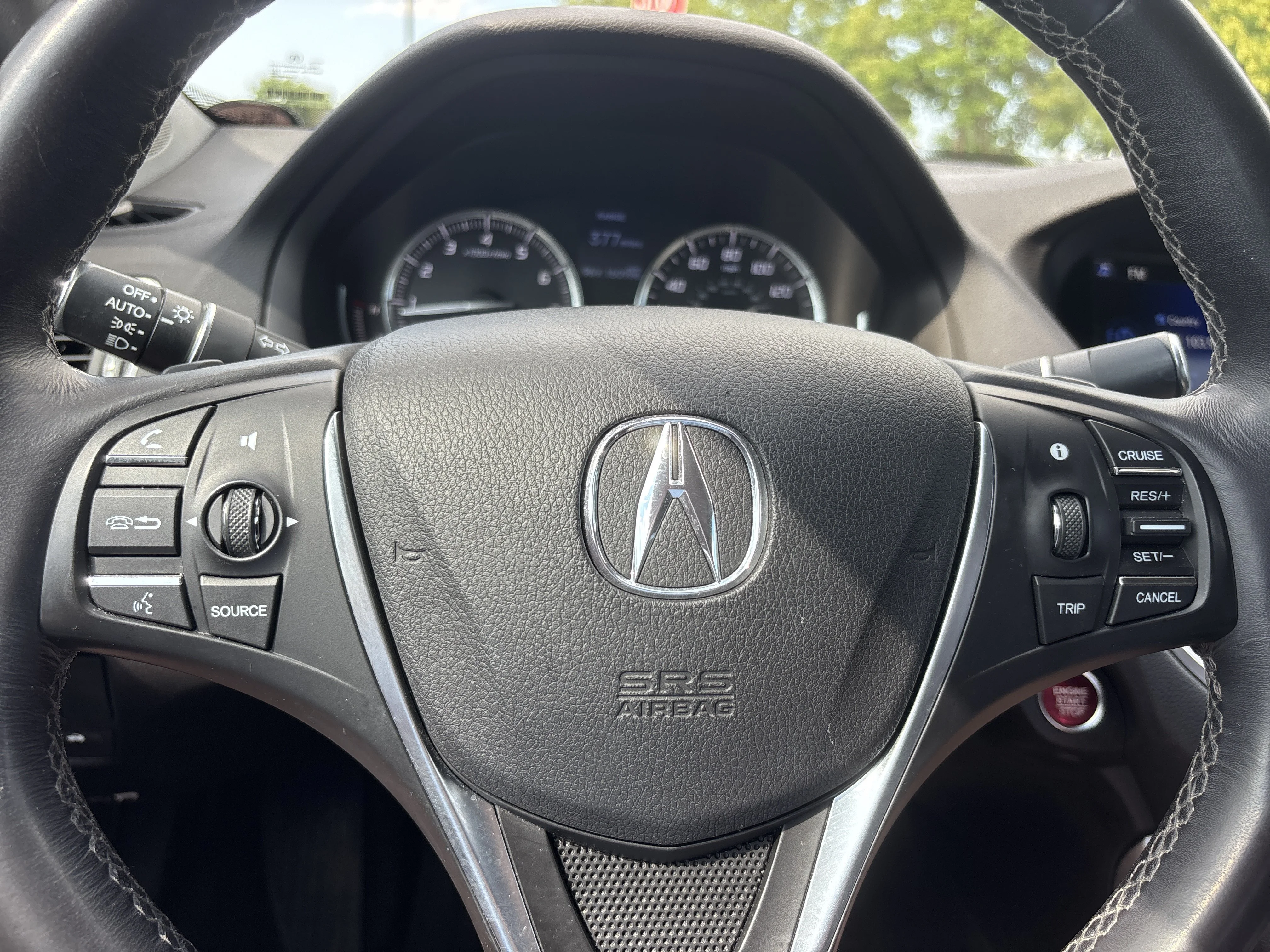 Used 2015 White Acura Base image 24