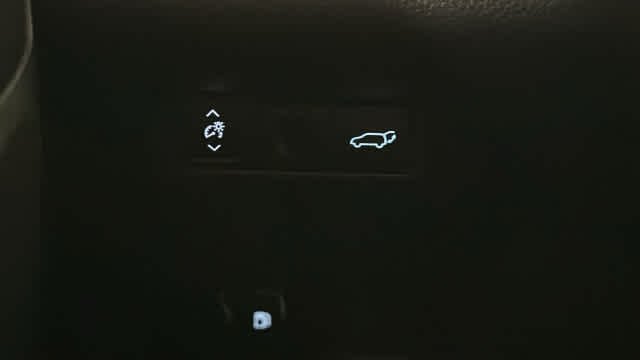 Used 2026 Wind Chill Pearl w/Black Roof Toyota XSE image 16