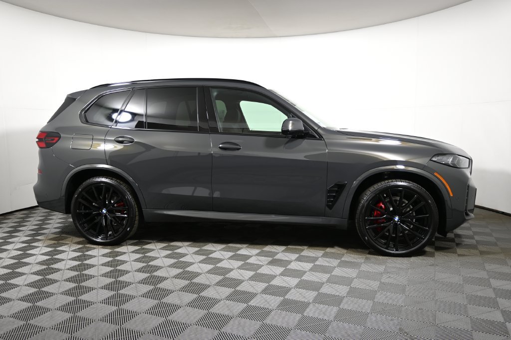 Used 2026 Gray Metallic BMW xDrive40i image 8