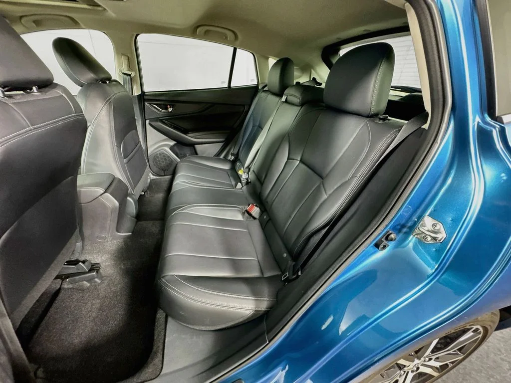Used 2019 Blue Subaru 2.0i Limited image 30