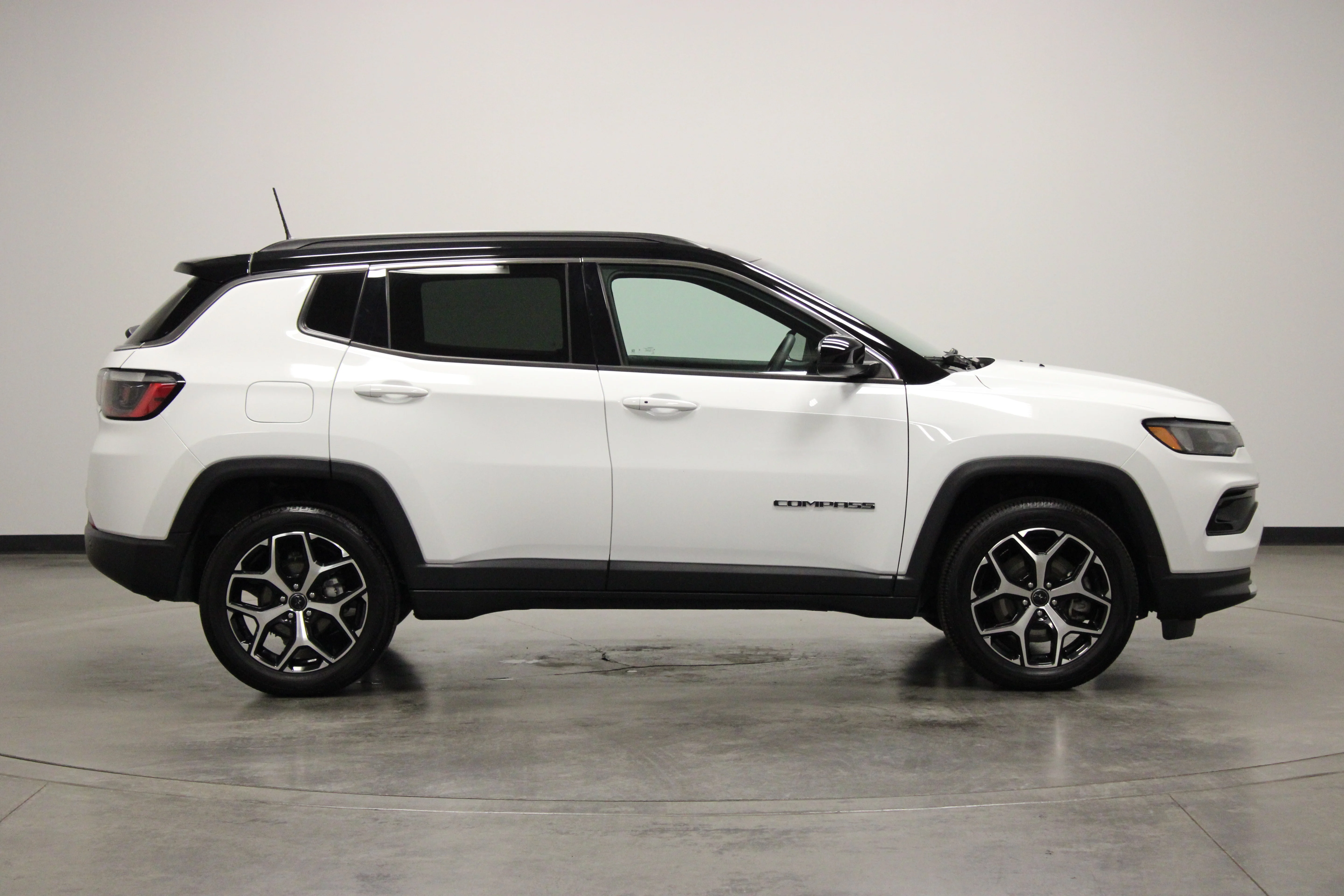 Used 2025 Bright White Clearcoat Jeep Limited image 9