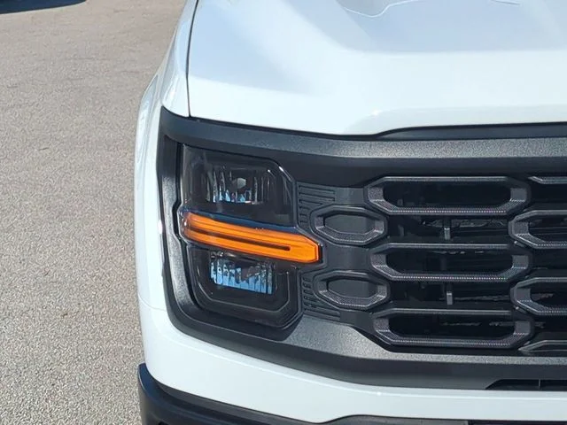 New 2026 Oxford White Ford XL image 10