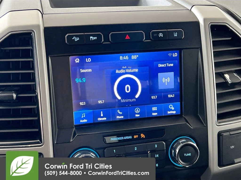 Used 2020 Magnetic Metallic Ford Lariat image 21