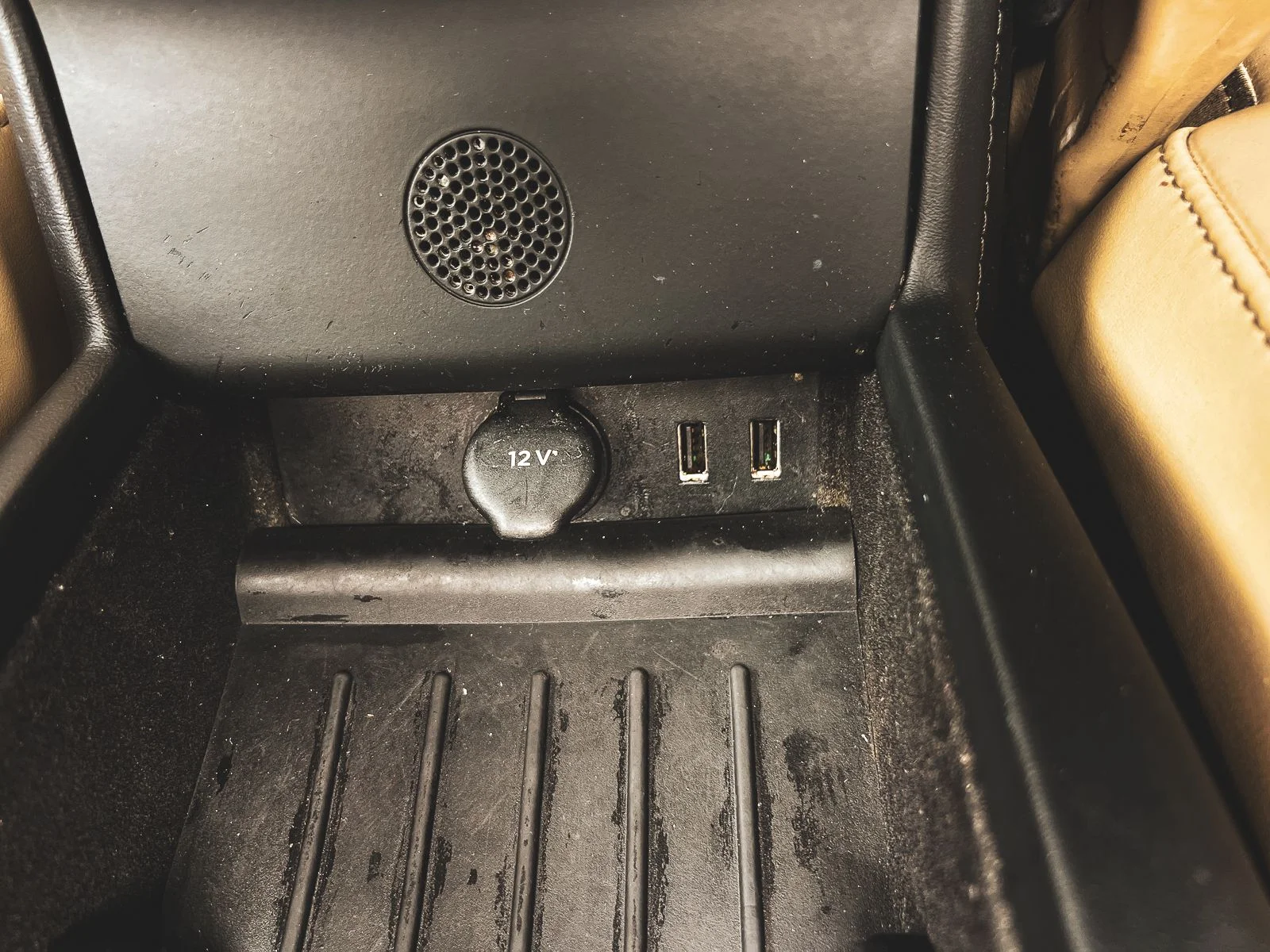 2016 Tesla Model X - Photo 25