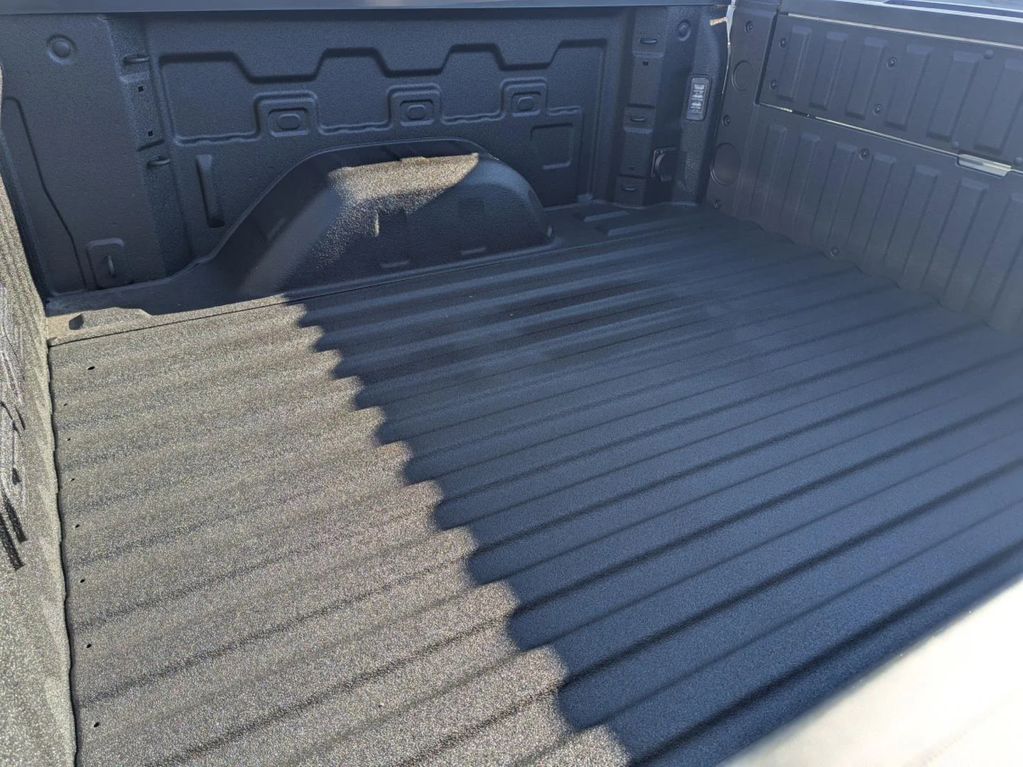 New 2026 Summit White GMC Elevation image 10