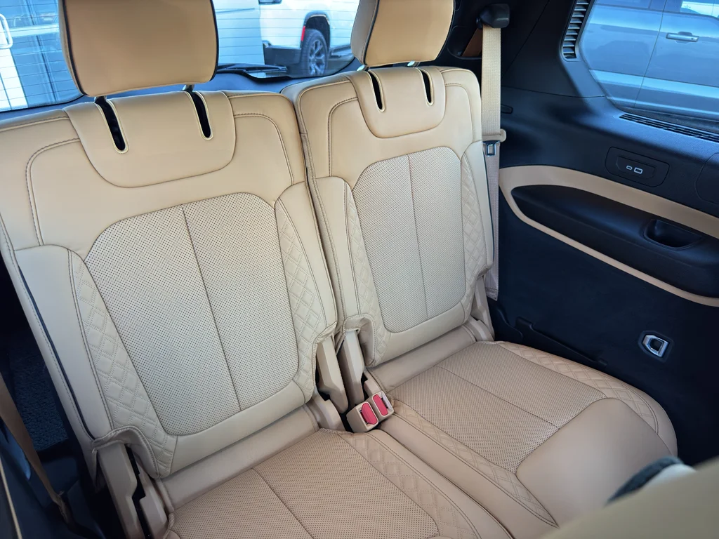 Used 2025 Bright White Clearcoat Jeep Summit Reserve image 18
