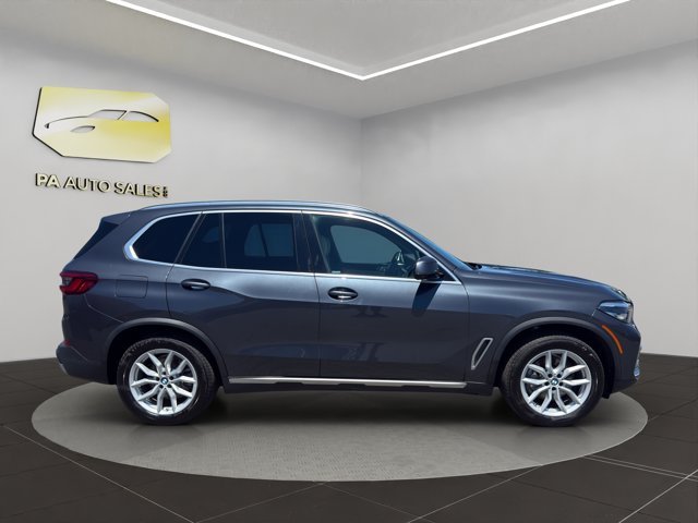 Used 2020 Arctic Gray Metallic BMW xDrive40i image 8