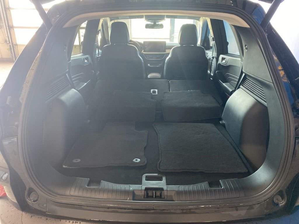 Used 2024 Black Ford Platinum image 21