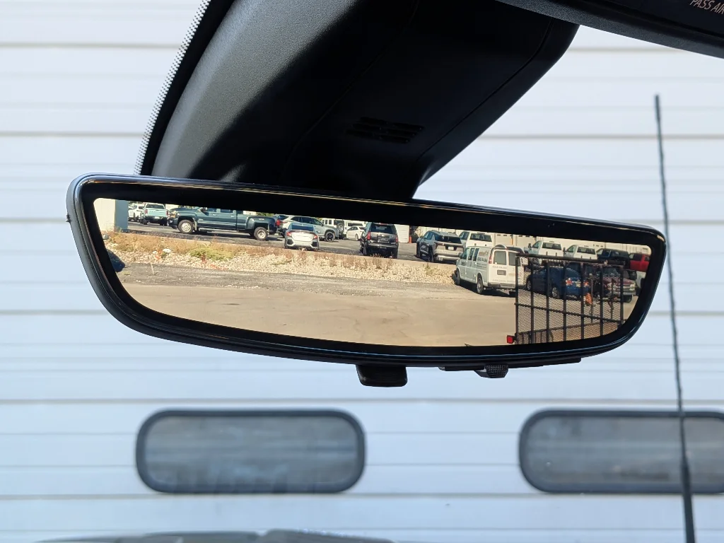Used 2023 BLACK Chevrolet High Country image 16