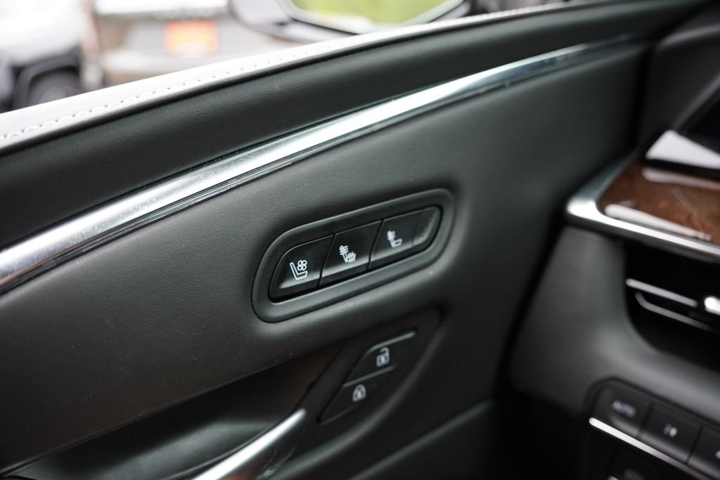 Used 2021 Dark Mocha Metallic Cadillac Sport Platinum image 9