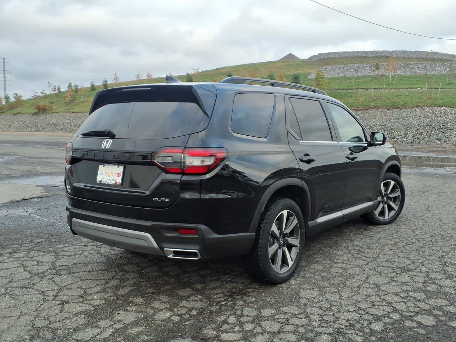 2023 Honda Pilot Elite - Photo 5